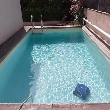 Au Calme Climatise Et Piscine Exclusive A 3 Kms D Avignon Σπίτι διακοπών Les Angles (Gard)