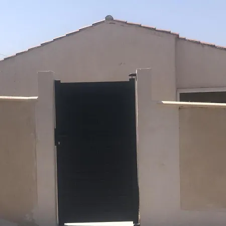Σπίτι διακοπών Au Calme Climatise Et Piscine Exclusive A 3 Kms D Avignon Les Angles (Gard)